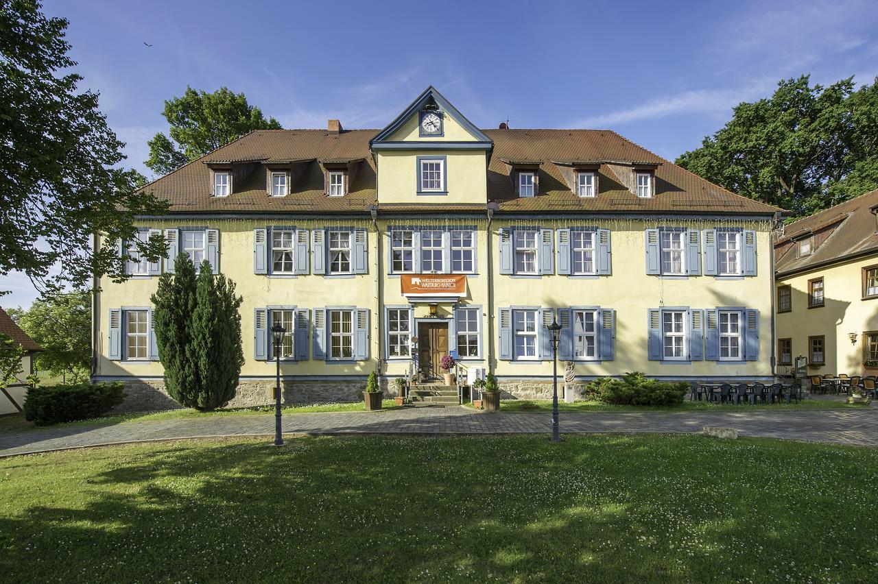 Hotel Zum Herrenhaus Behringen  Buitenkant foto