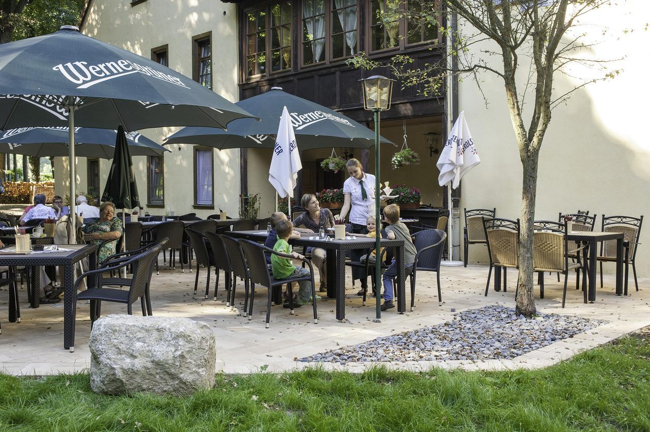 Hotel Zum Herrenhaus Behringen  Buitenkant foto