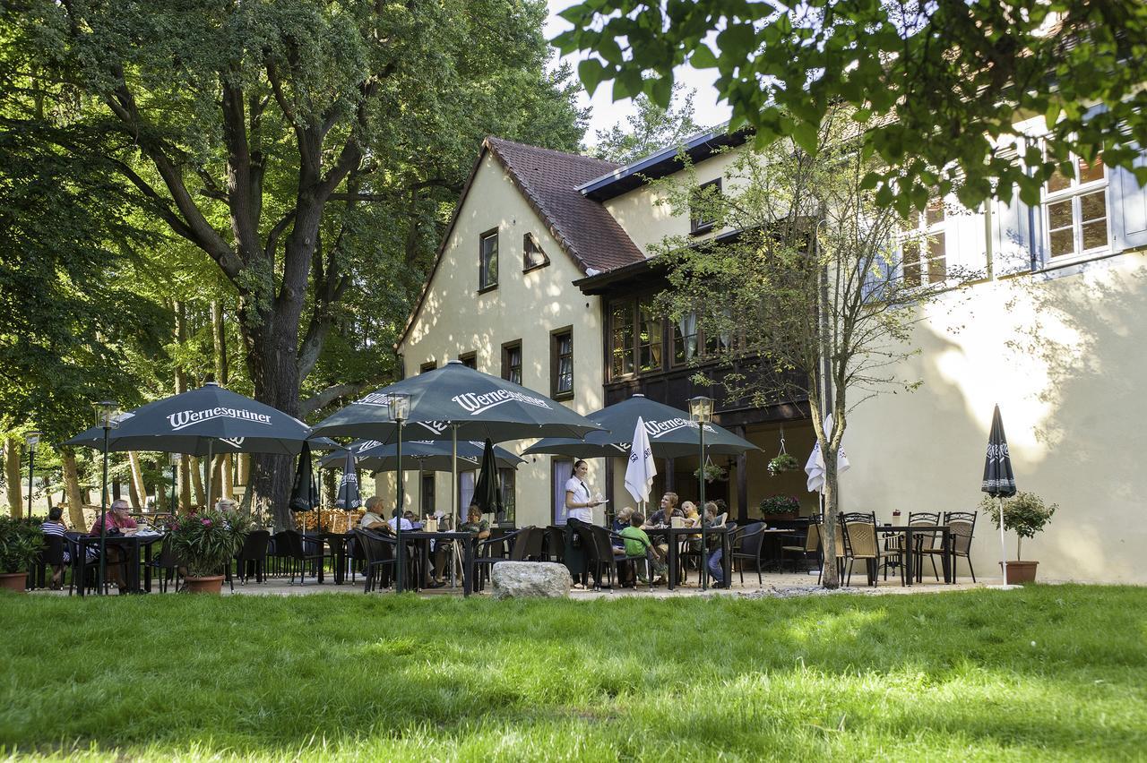 Hotel Zum Herrenhaus Behringen  Buitenkant foto